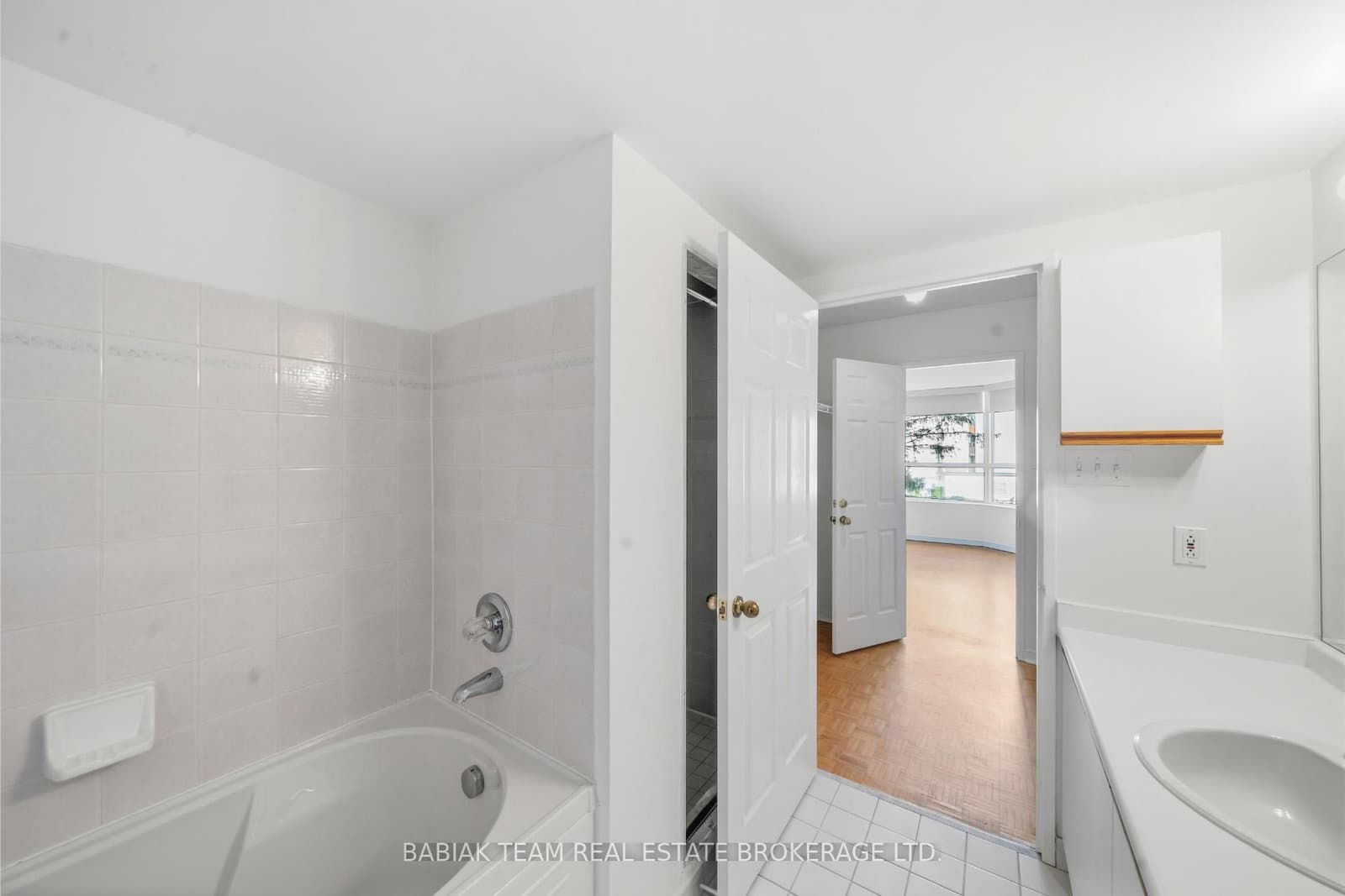 6 Humberline Drive, Unit 202 thumbnail 25