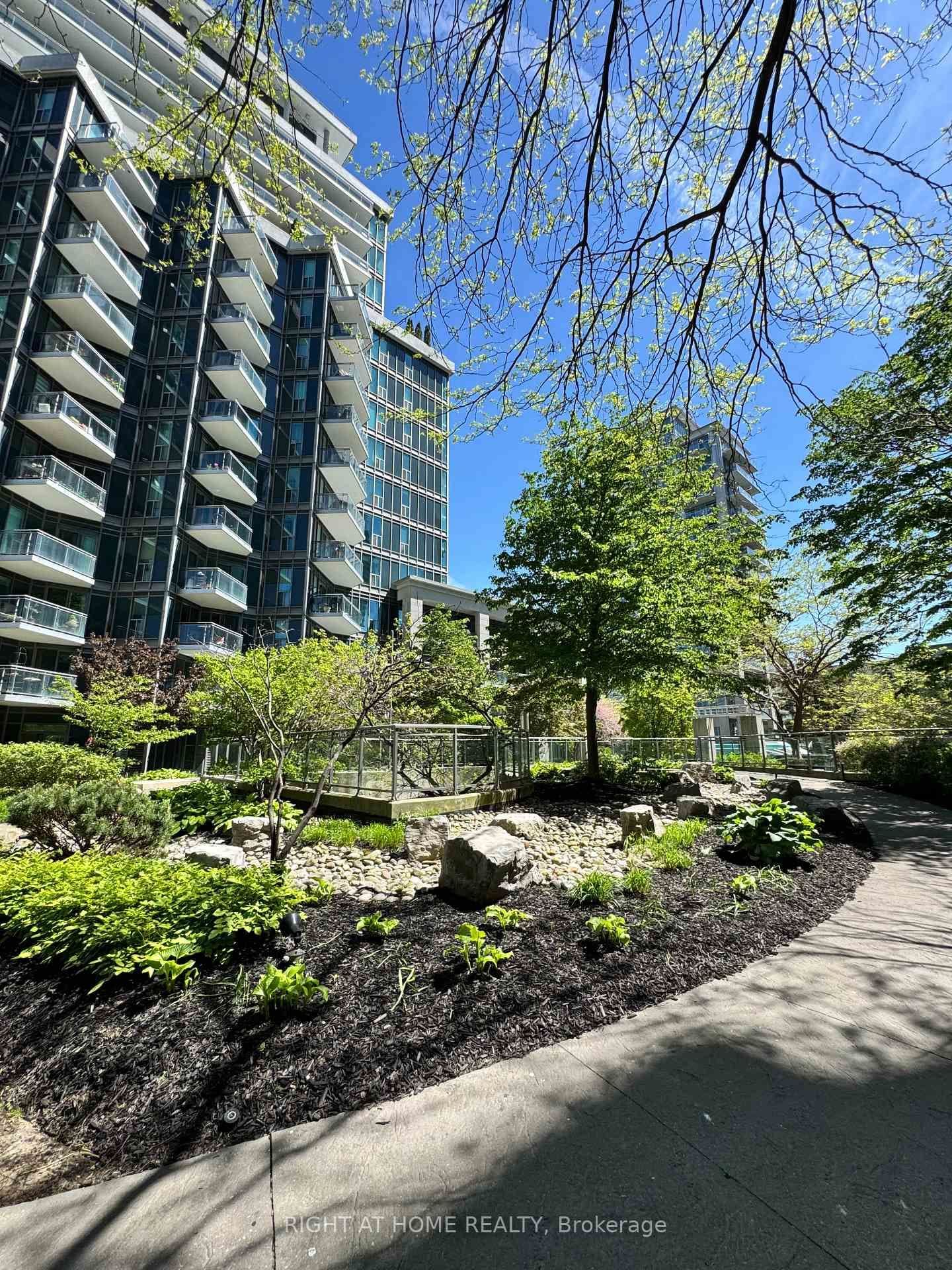 2121 Lake Shore Boulevard W, Unit 906 thumbnail 16