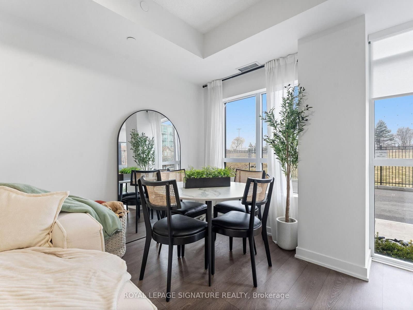 251 Manitoba Street S, Unit 132 thumbnail 11
