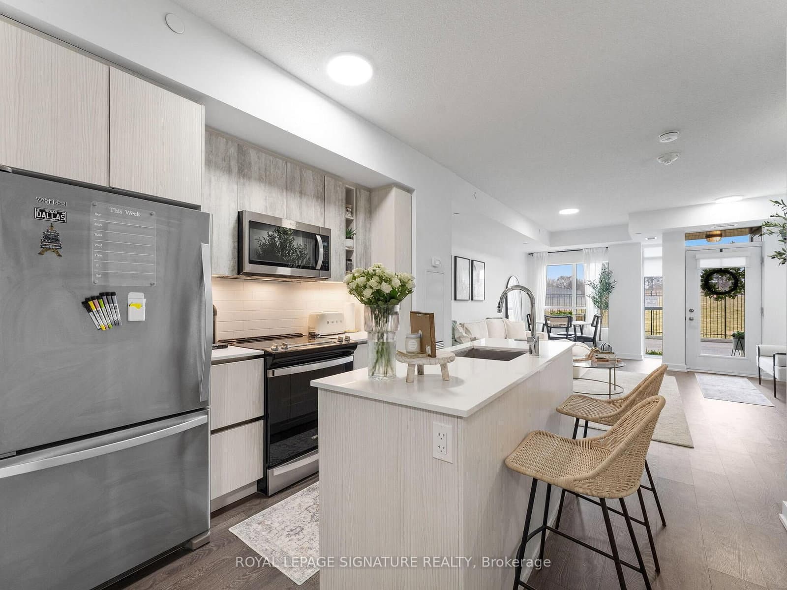251 Manitoba Street S, Unit 132 thumbnail 14