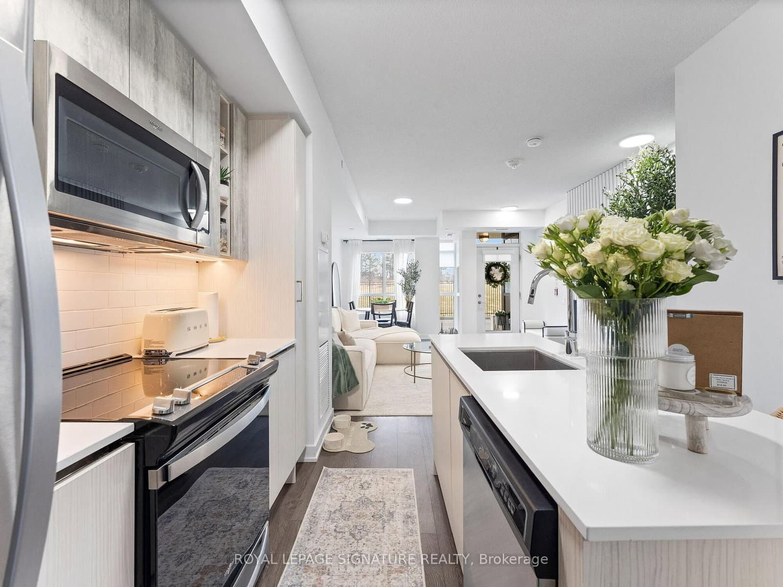 251 Manitoba Street S, Unit 132 thumbnail 15