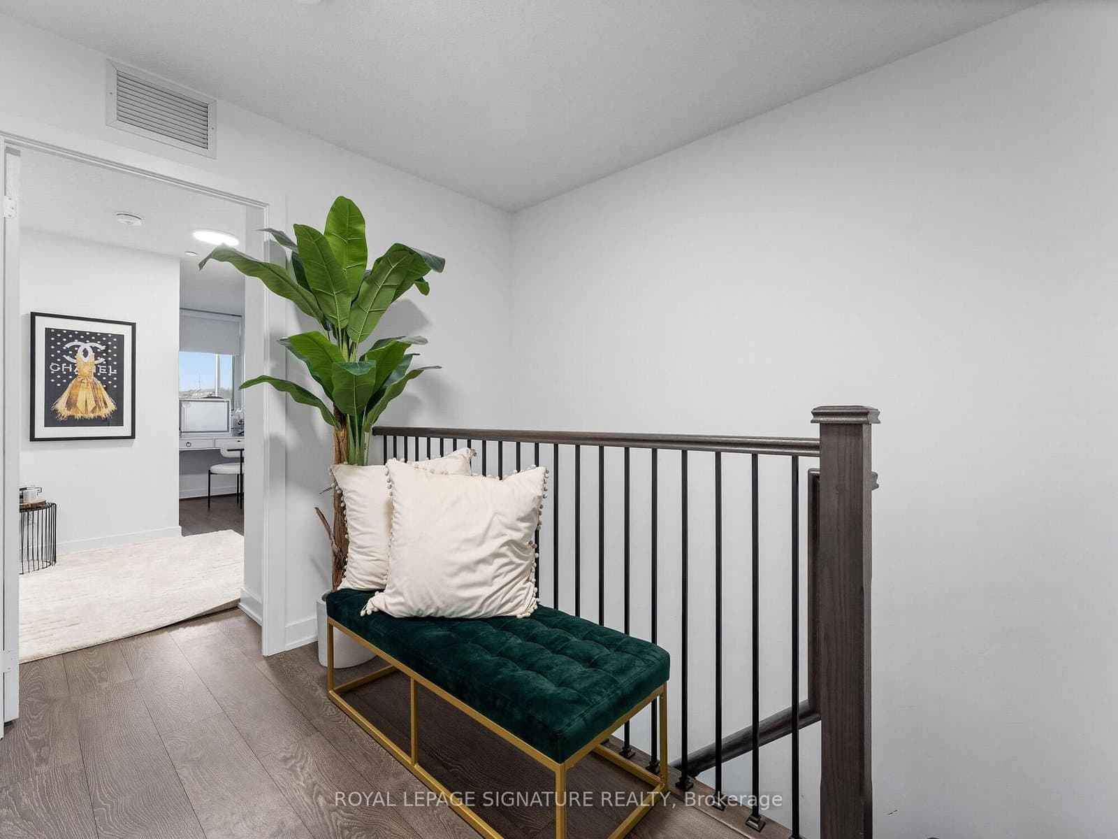 251 Manitoba Street S, Unit 132 thumbnail 18