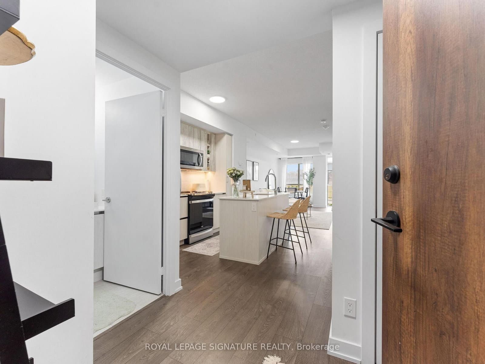 251 Manitoba Street S, Unit 132 thumbnail 29