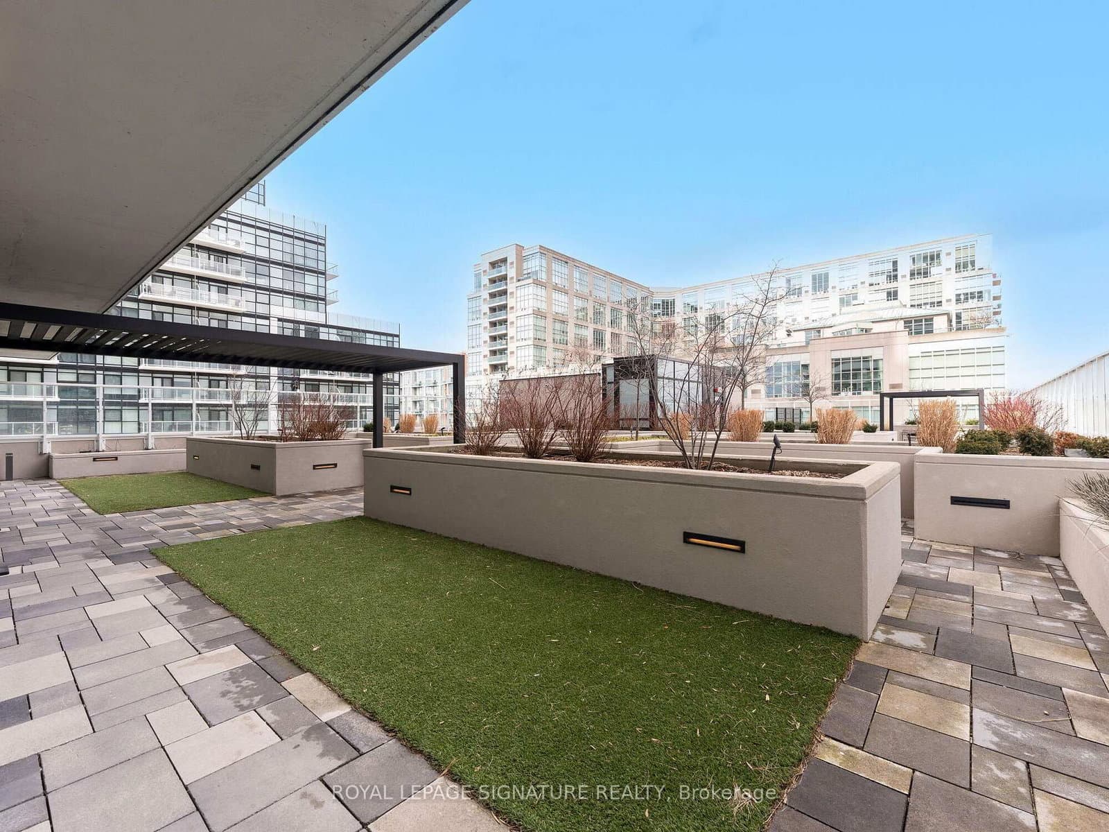 251 Manitoba Street S, Unit 132 thumbnail 34