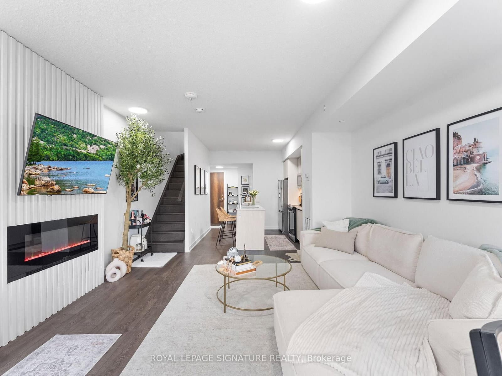 251 Manitoba Street S, Unit 132 thumbnail 5