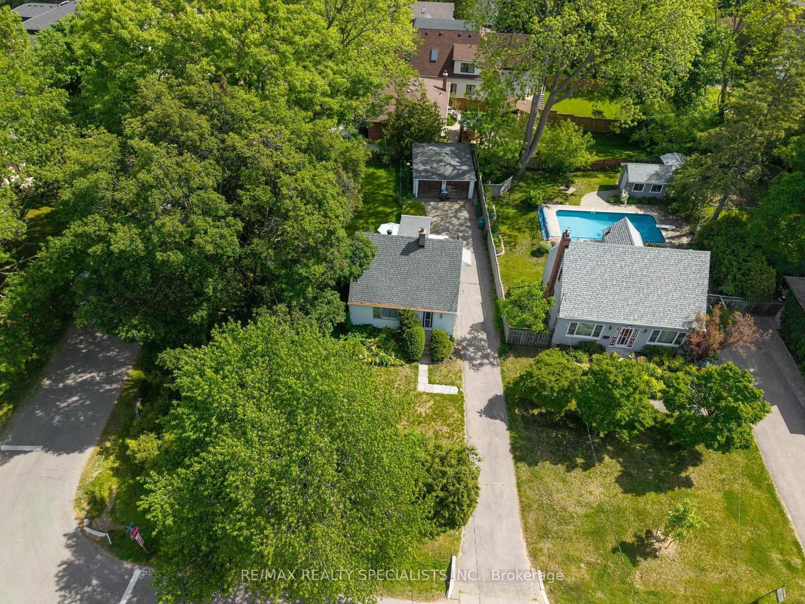 1481 Garnet Avenue thumbnail 14