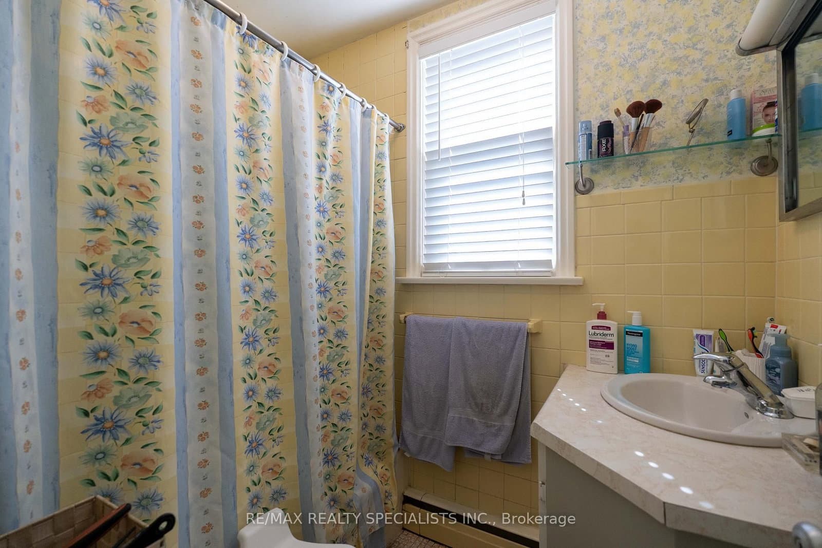 1481 Garnet Avenue thumbnail 27