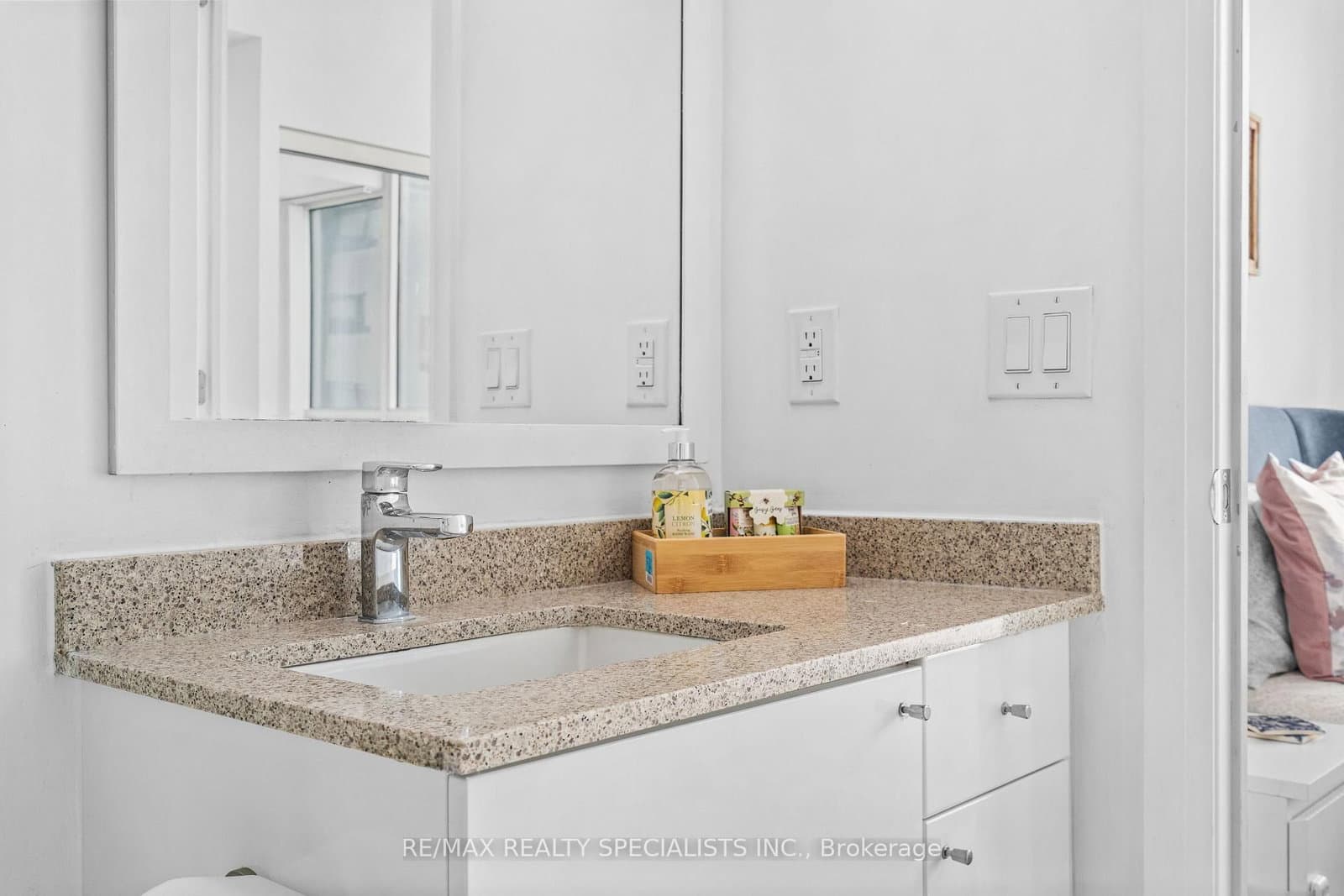 5025 Four Springs Avenue, Unit 509 thumbnail 19
