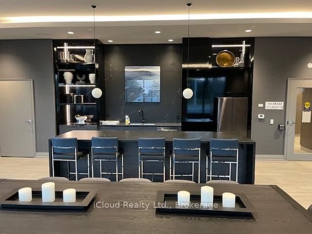 95 Dundas Street, Unit 325 thumbnail 44