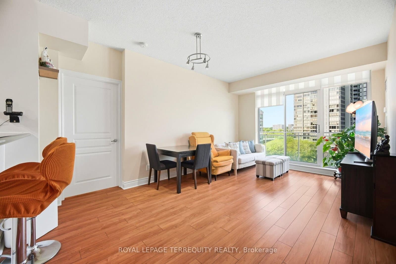 5 Marine Parade Drive, Unit 911 thumbnail 12