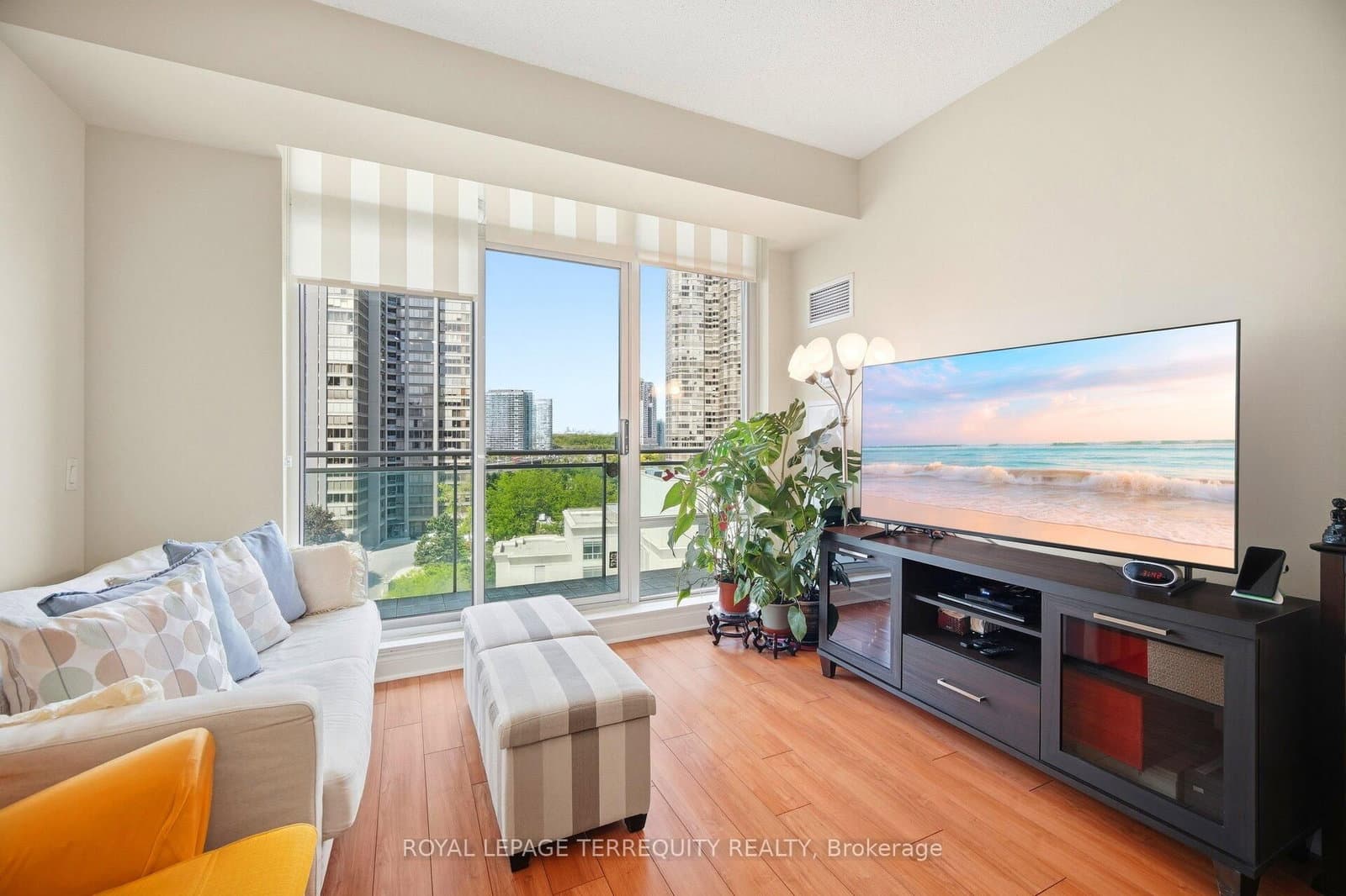 5 Marine Parade Drive, Unit 911 thumbnail 15