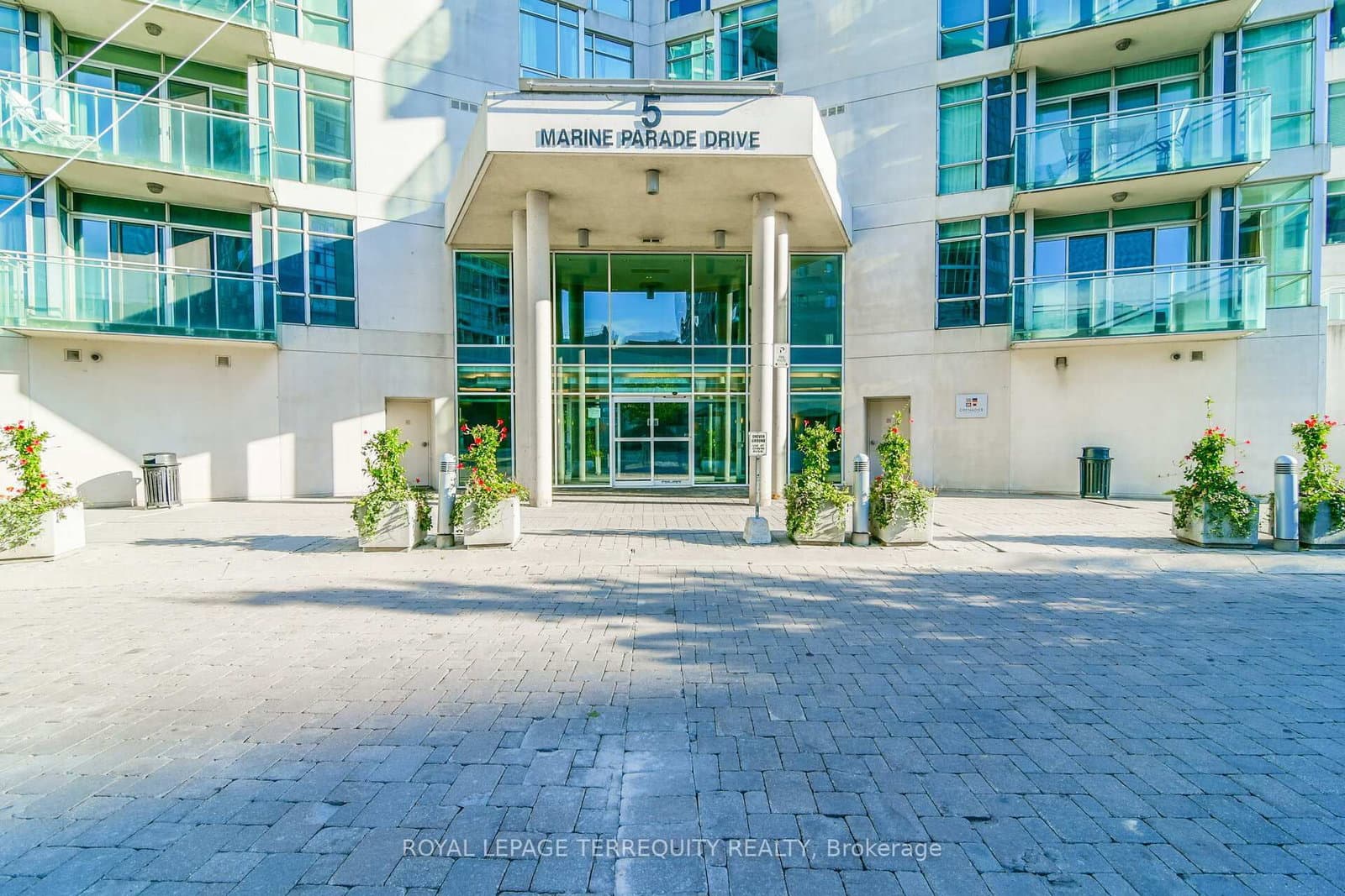 5 Marine Parade Drive, Unit 911 thumbnail 2