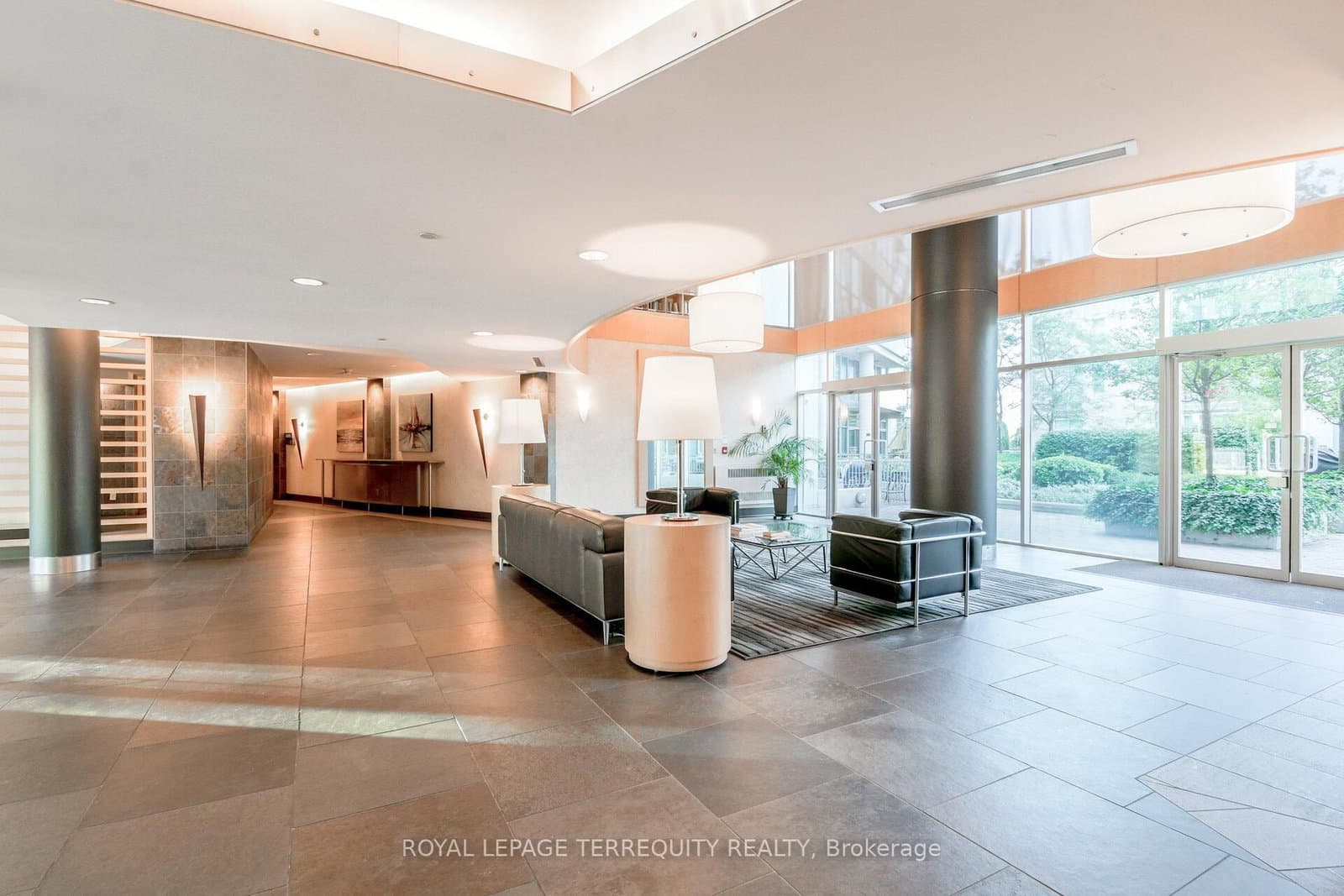 5 Marine Parade Drive, Unit 911 thumbnail 3