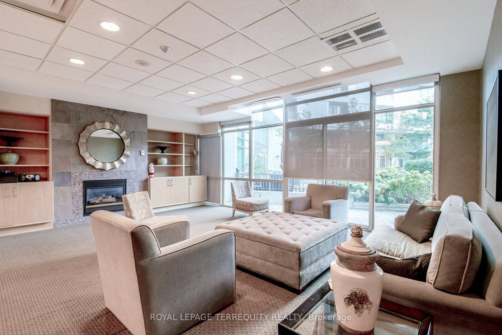 5 Marine Parade Drive, Unit 911 thumbnail 31