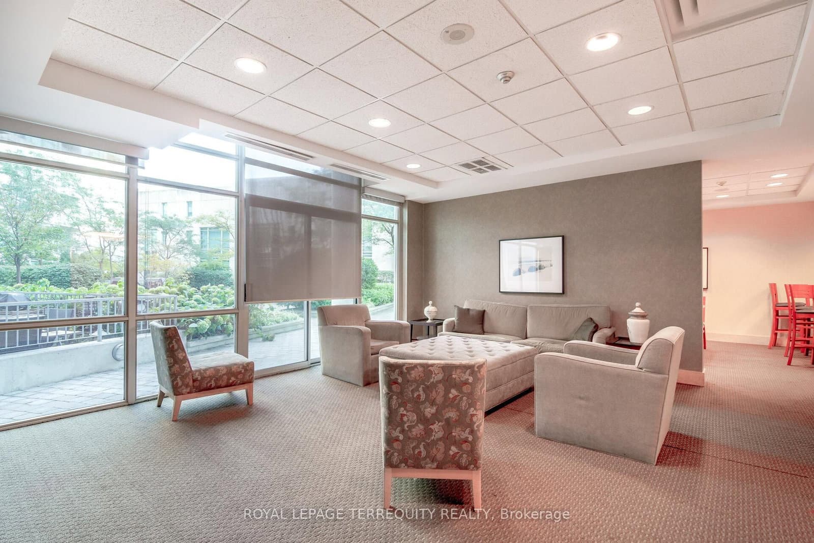5 Marine Parade Drive, Unit 911 thumbnail 32
