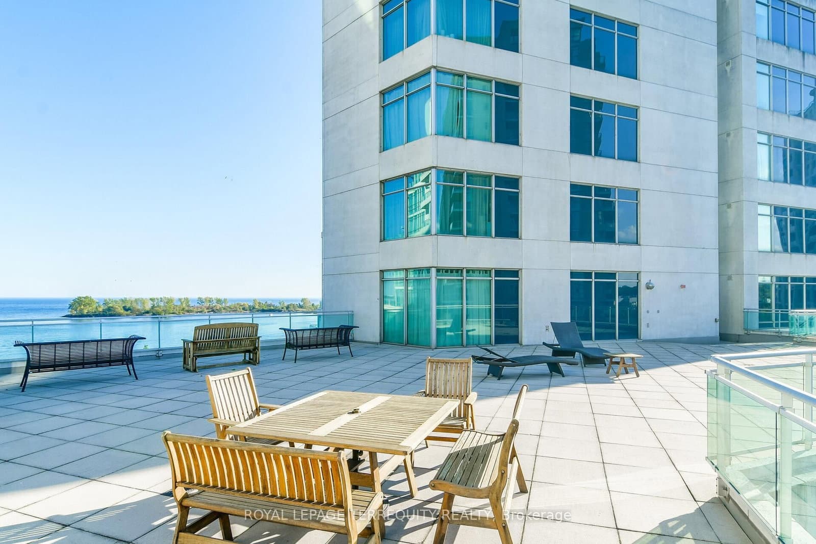 5 Marine Parade Drive, Unit 911 thumbnail 35