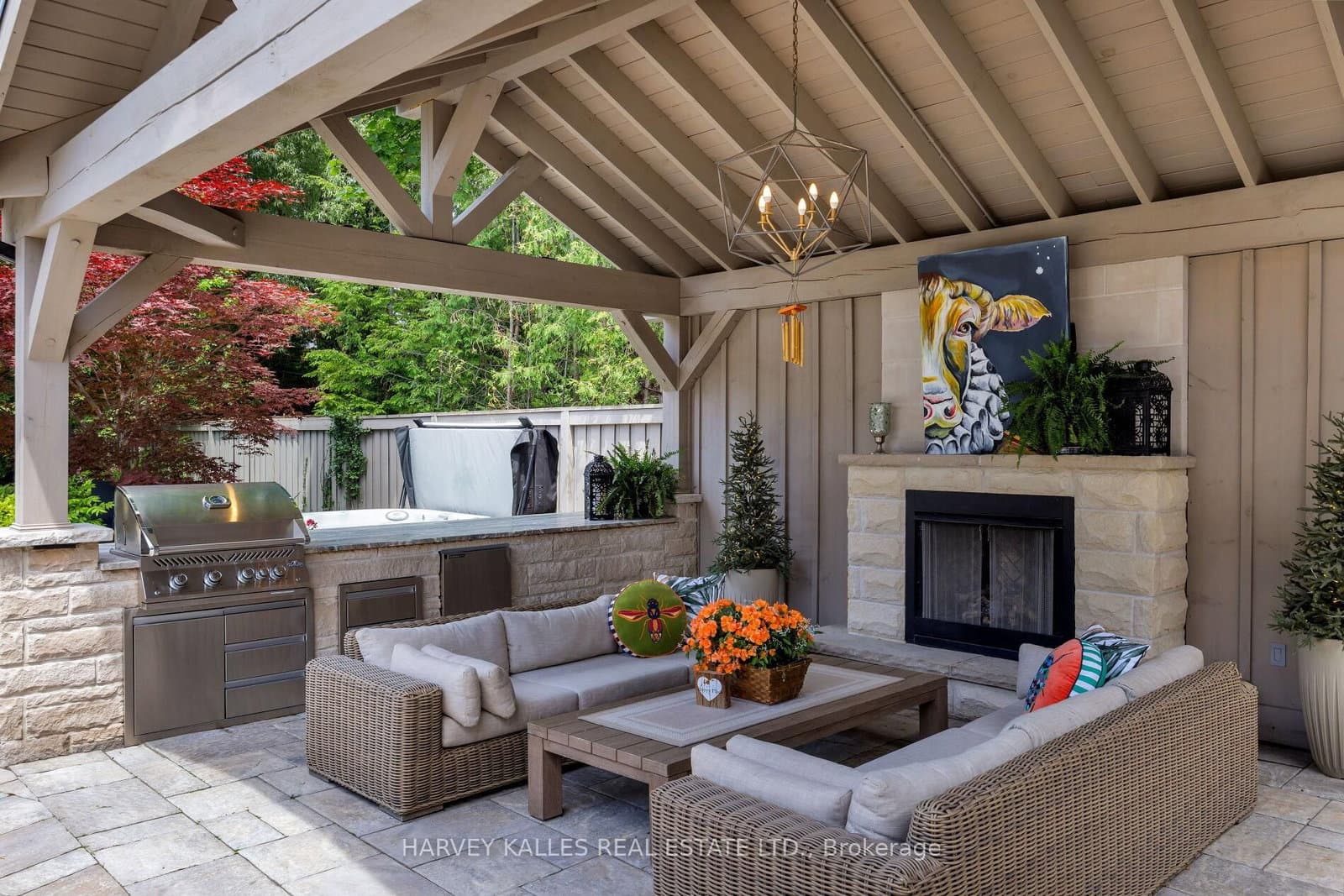 66 Thorncrest Road thumbnail 20