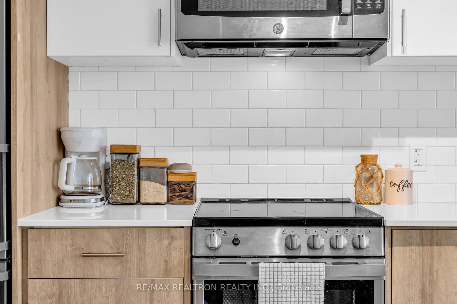 1195 The Queensway, Unit 317 thumbnail 20