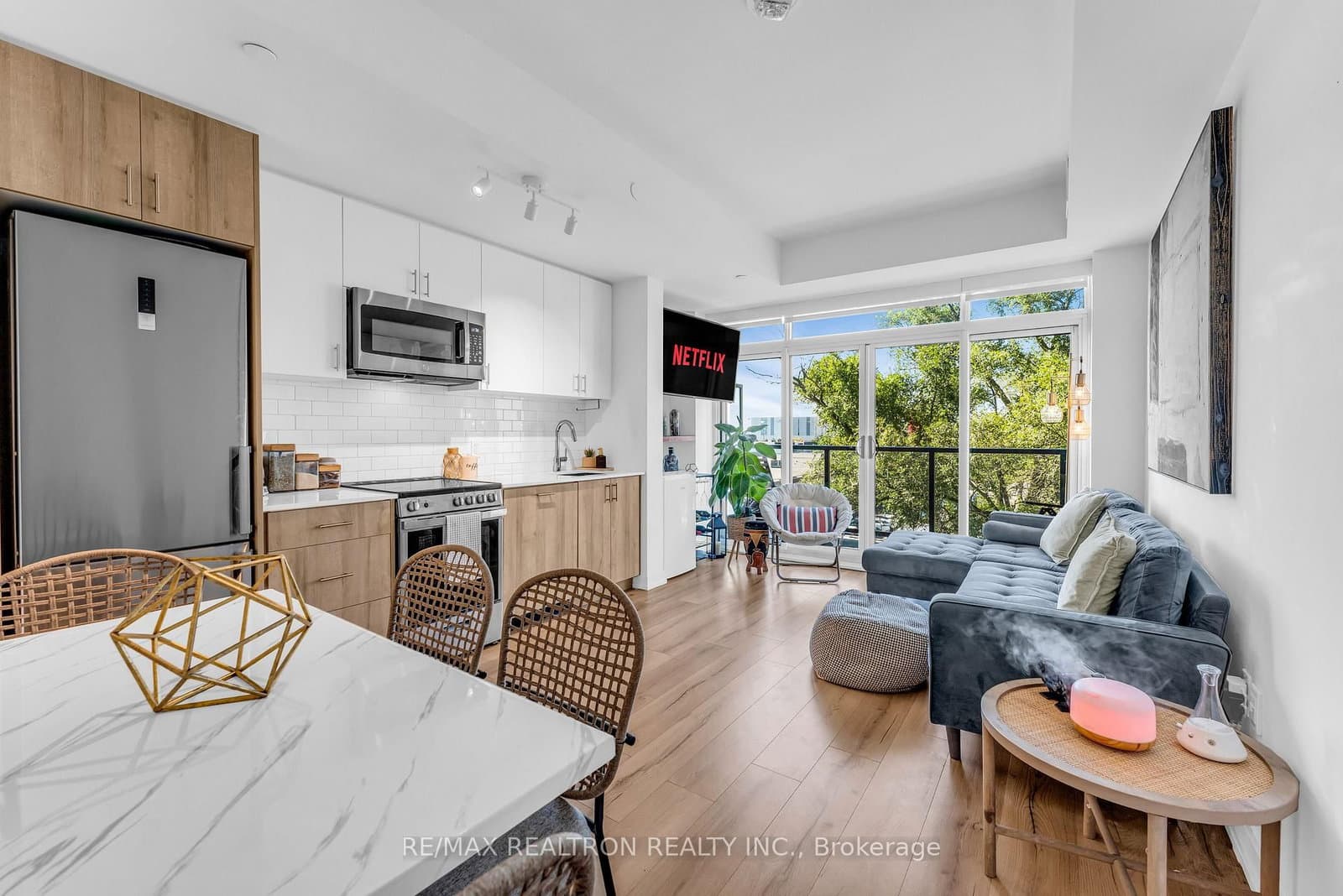 1195 The Queensway, Unit 317 thumbnail 40