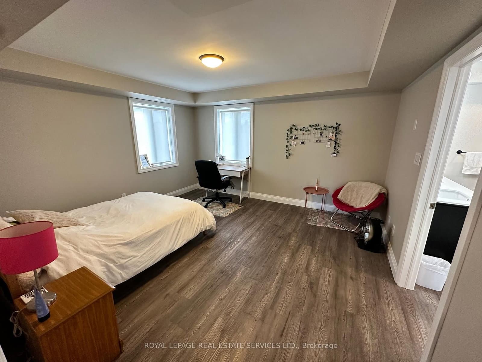 1-3 Queen Street S, Unit 2nd Flr thumbnail 10