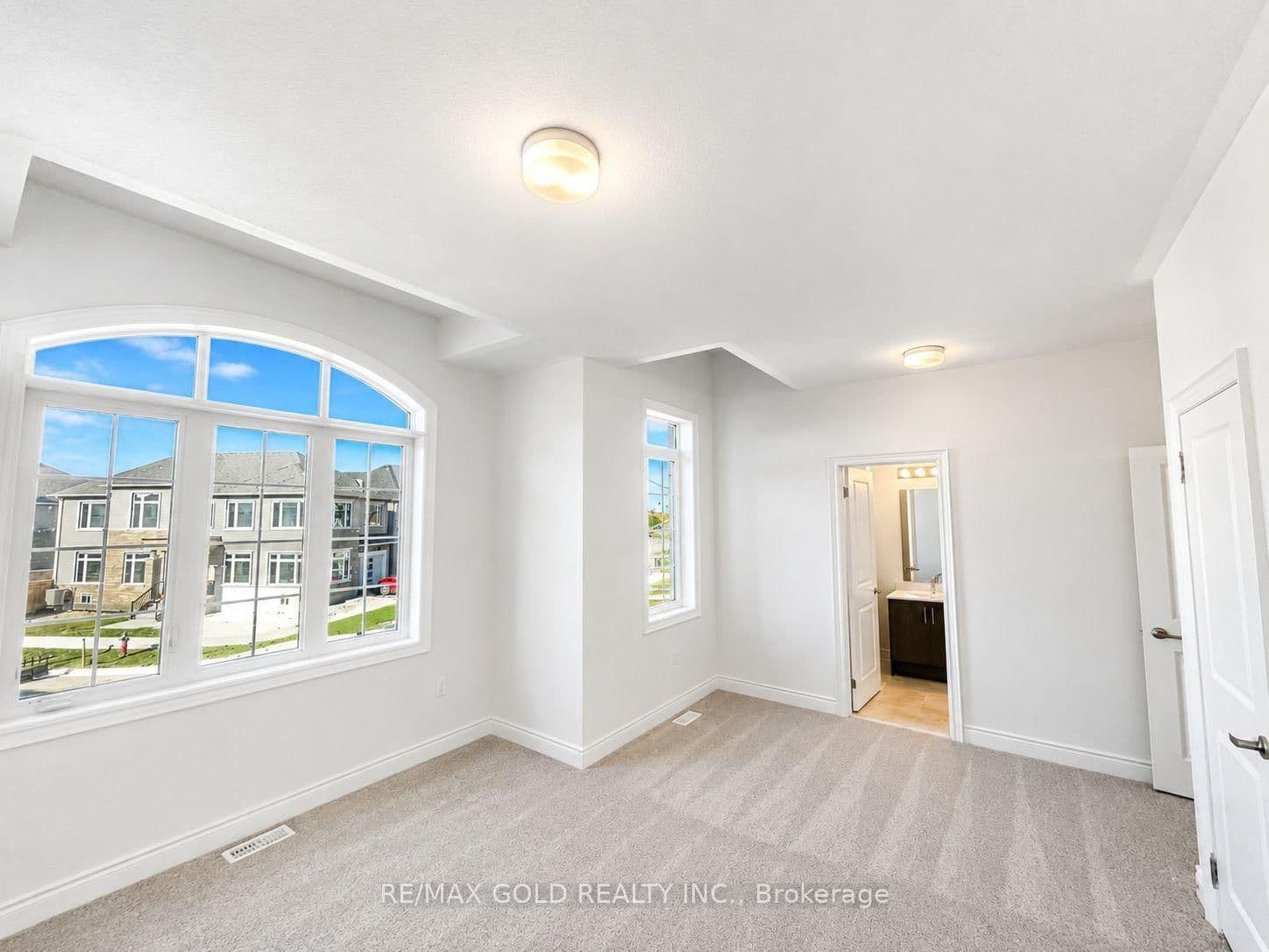 31 Dolomite Drive thumbnail 43