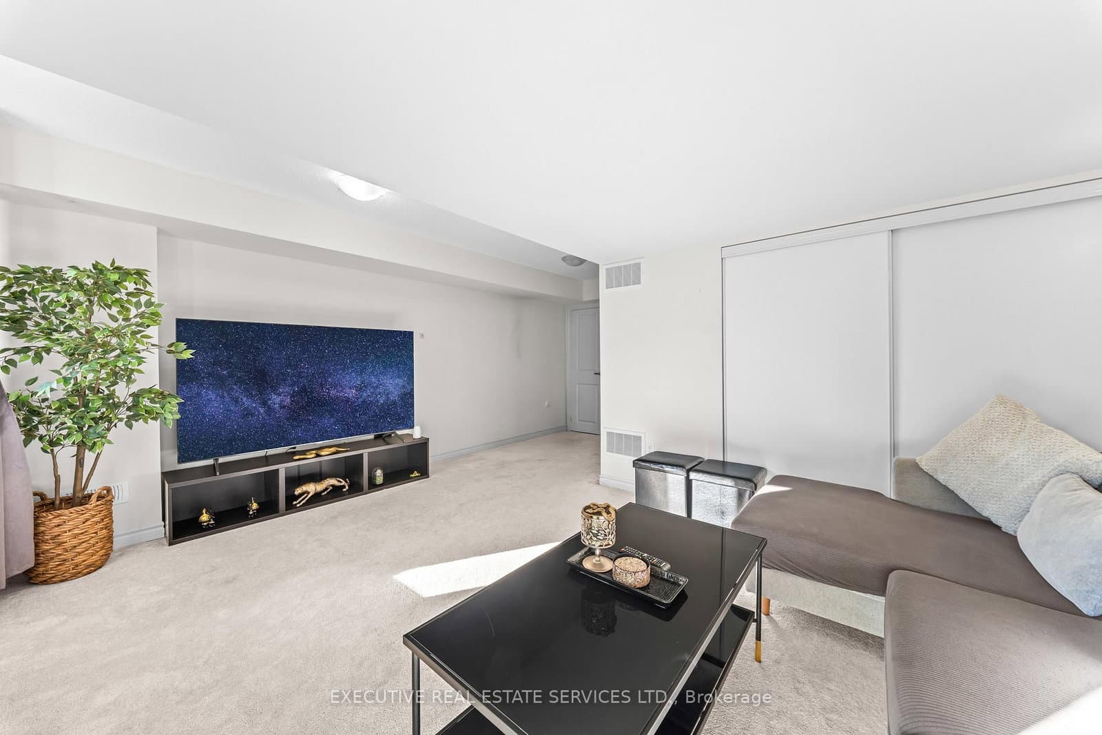 50 Edinburgh Drive, Unit 75 thumbnail 45