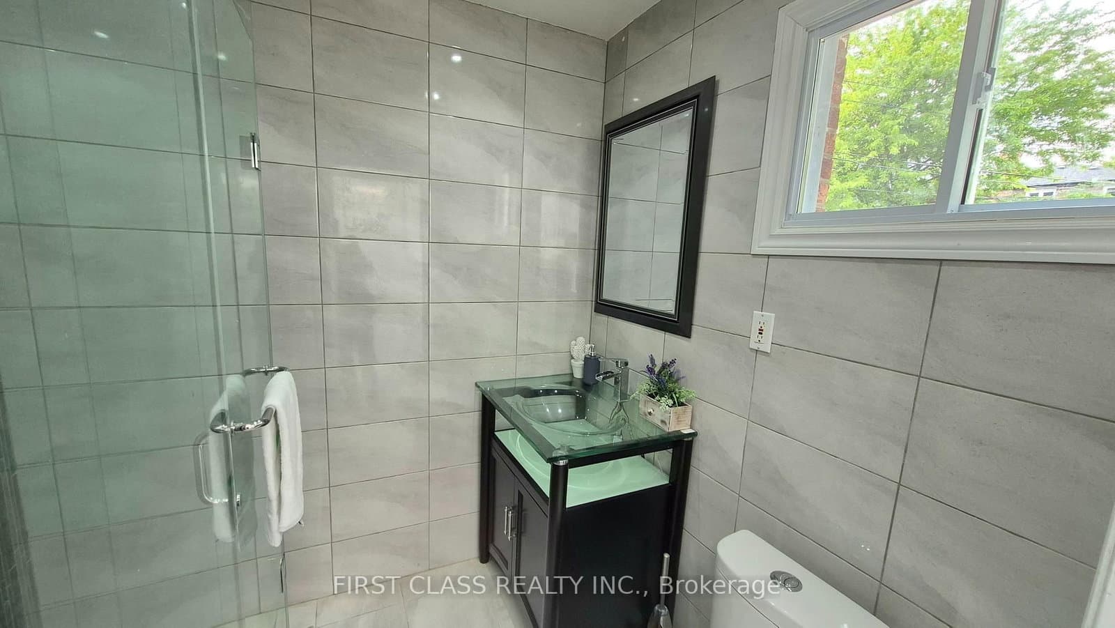 356 Wallace Avenue thumbnail 19