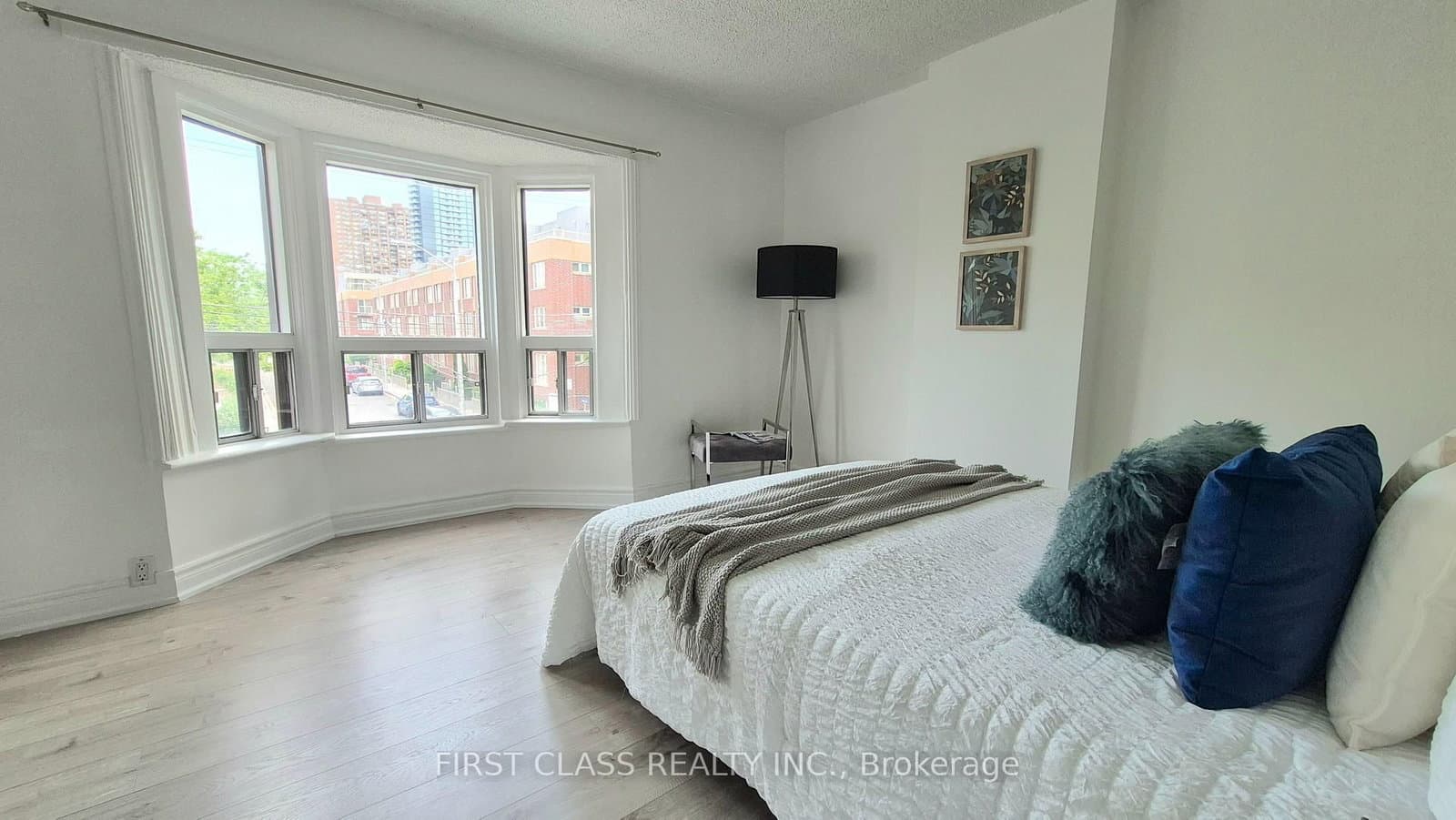 356 Wallace Avenue thumbnail 24