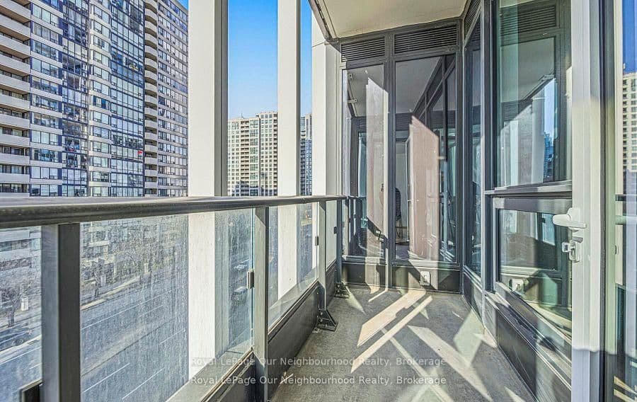 395 Square One Drive, Unit 412 thumbnail 14
