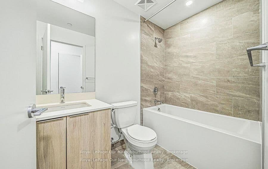 395 Square One Drive, Unit 412 thumbnail 15