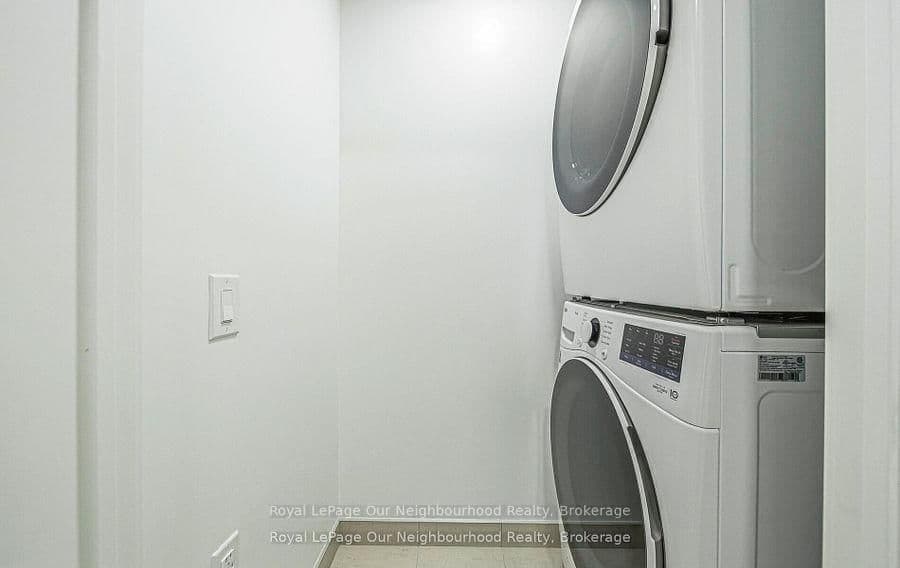 395 Square One Drive, Unit 412 thumbnail 16