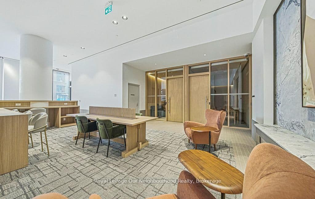 395 Square One Drive, Unit 412 thumbnail 17