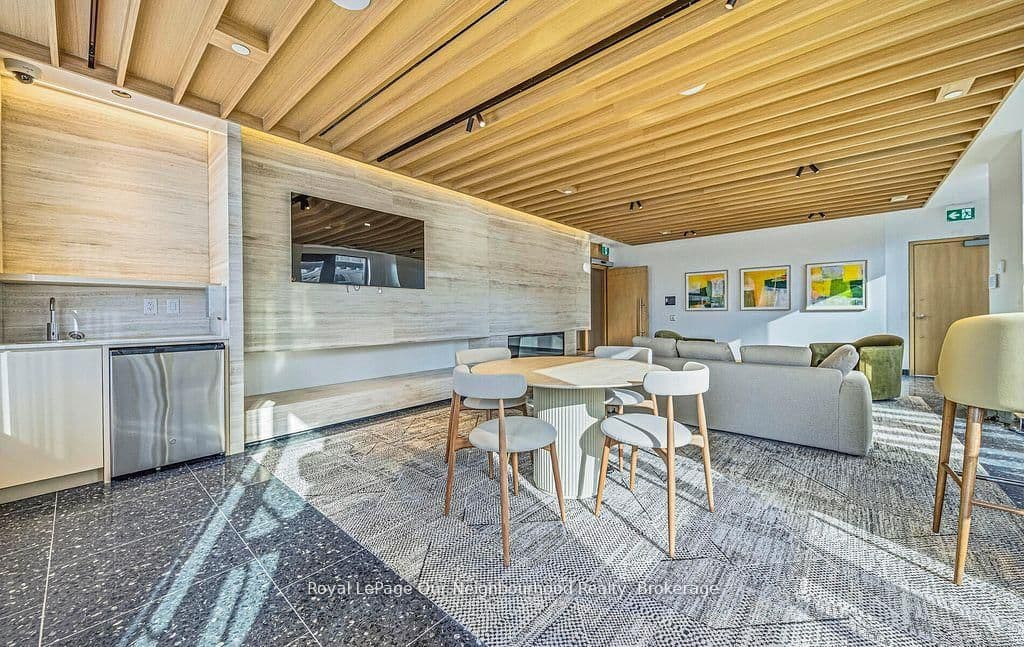 395 Square One Drive, Unit 412 thumbnail 19