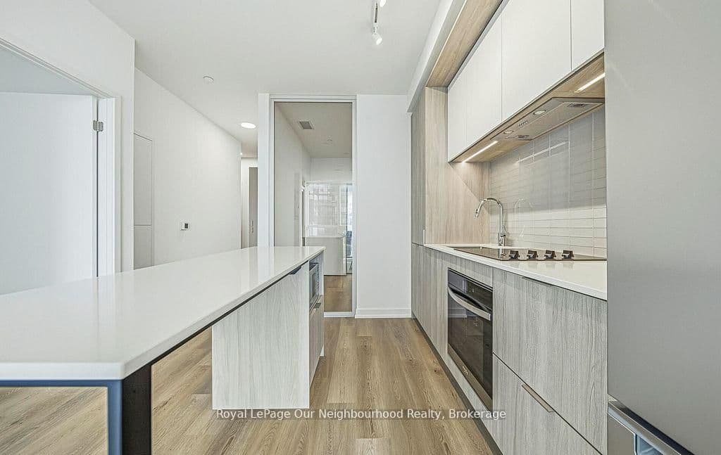 395 Square One Drive, Unit 412 thumbnail 8