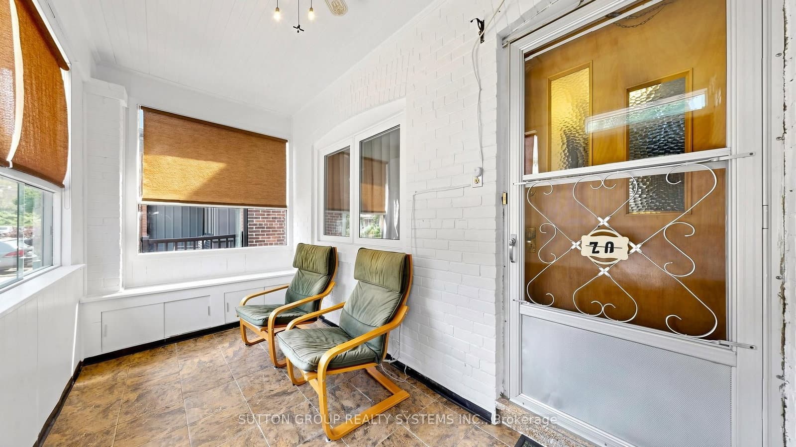 39 Exeter Street thumbnail 3