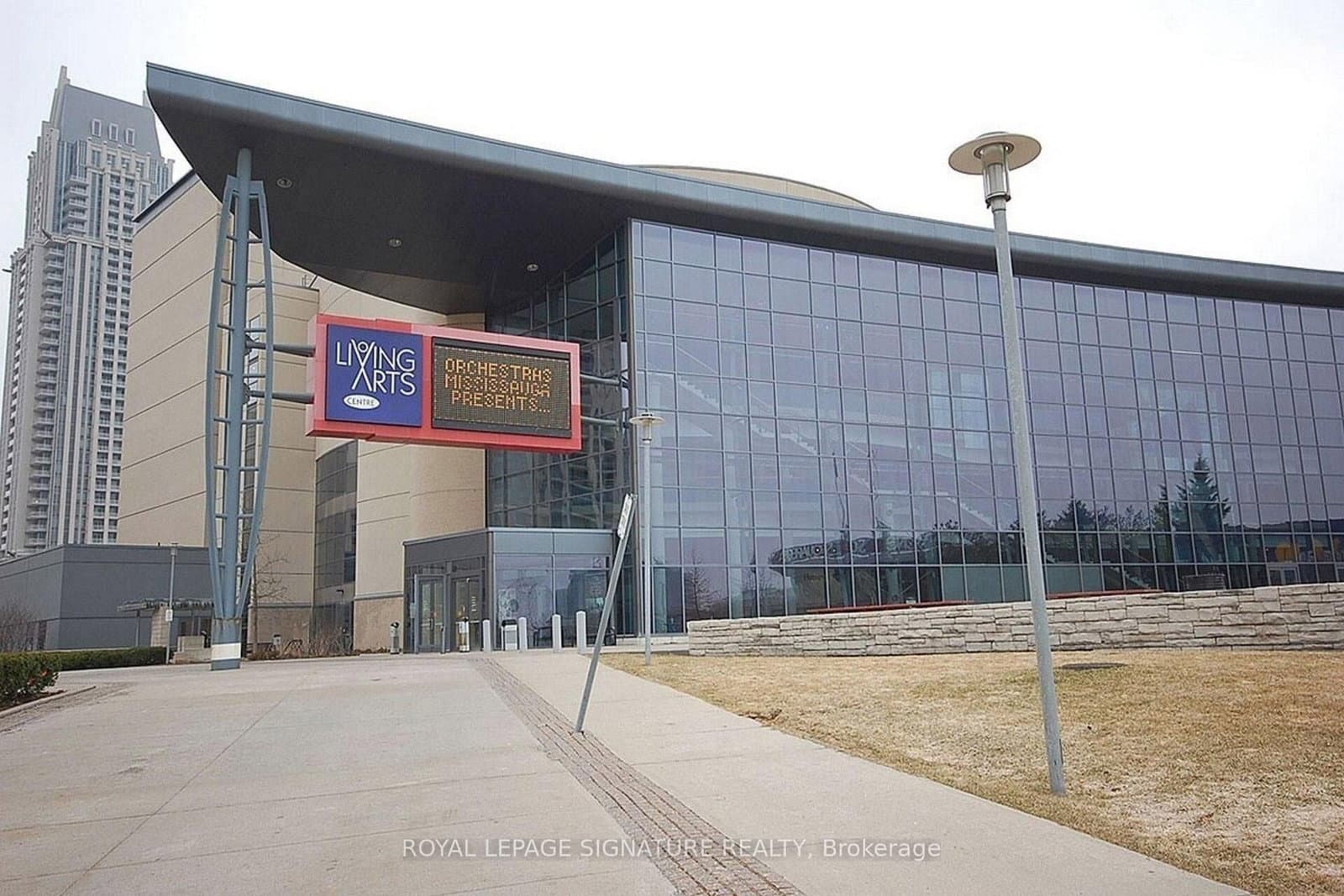 330 Burnhamthorpe Road W, Unit 1402 thumbnail 41