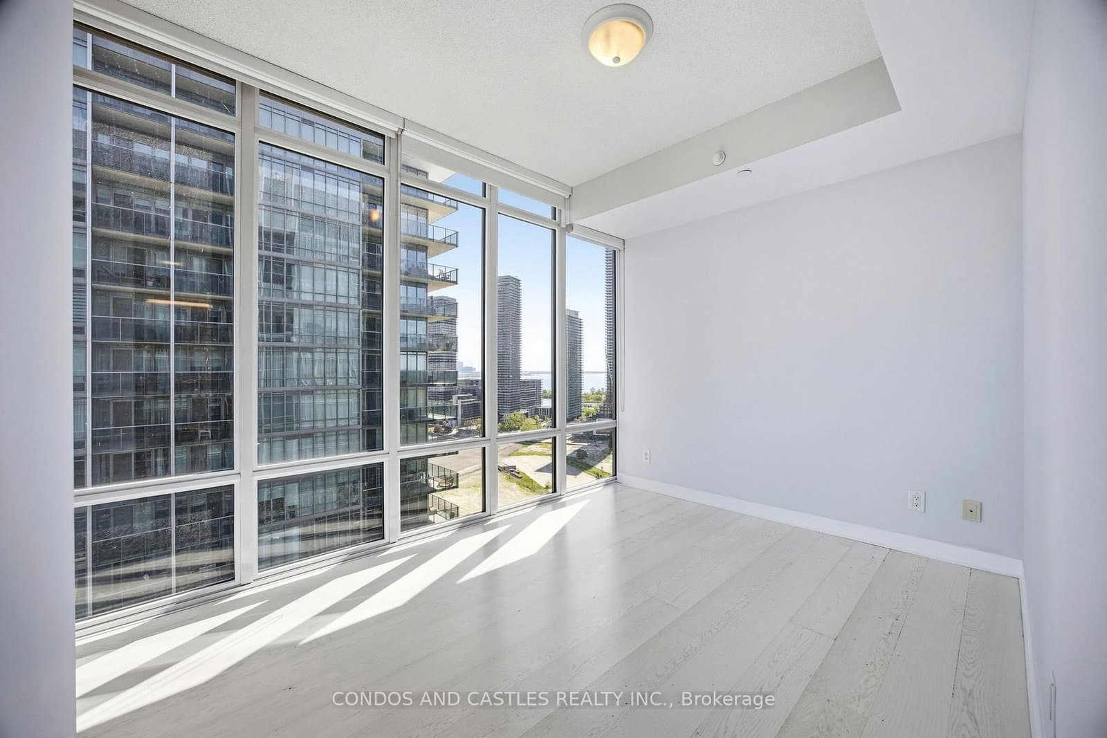 88 Park Lawn Road, Unit 2611 thumbnail 25