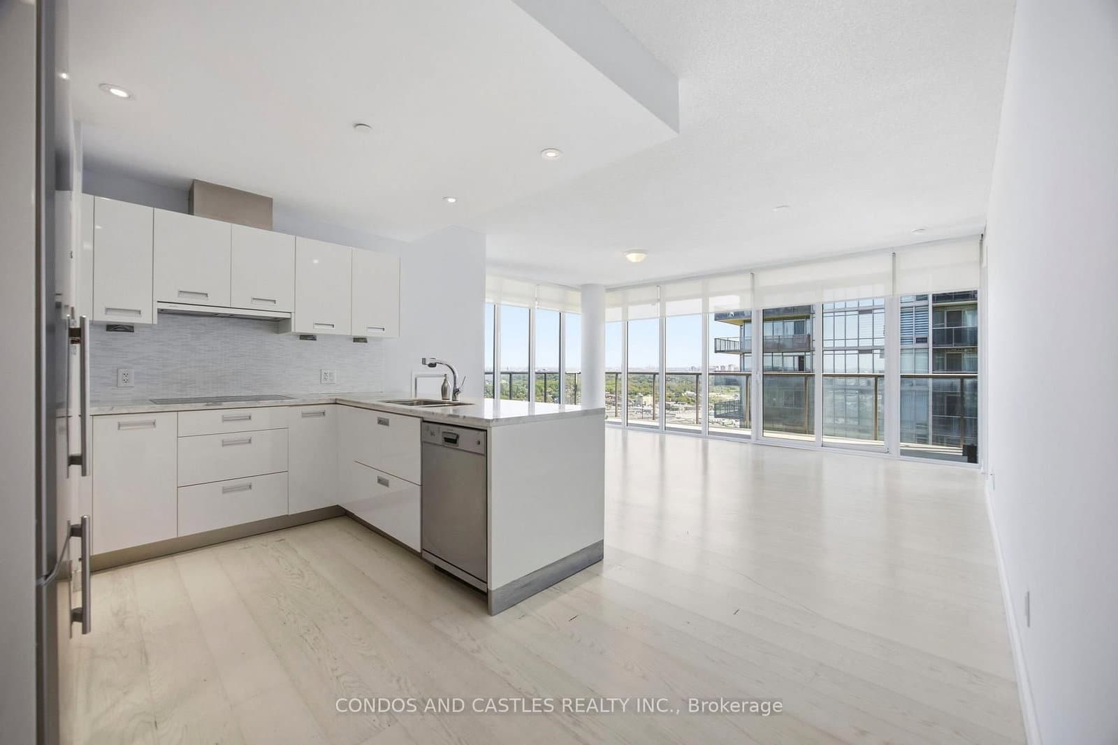88 Park Lawn Road, Unit 2611 thumbnail 35