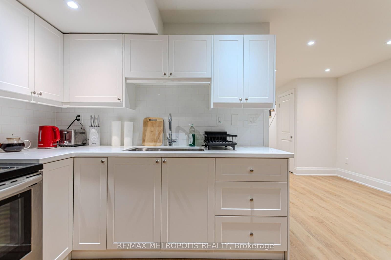 79A Laburnham Avenue, Unit Basement thumbnail 9