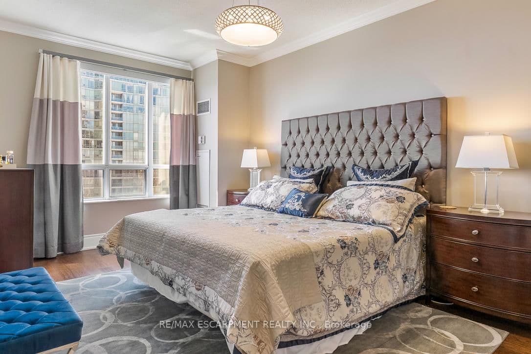 35 Kingsbridge Garden Circle, Unit 2706 thumbnail 26