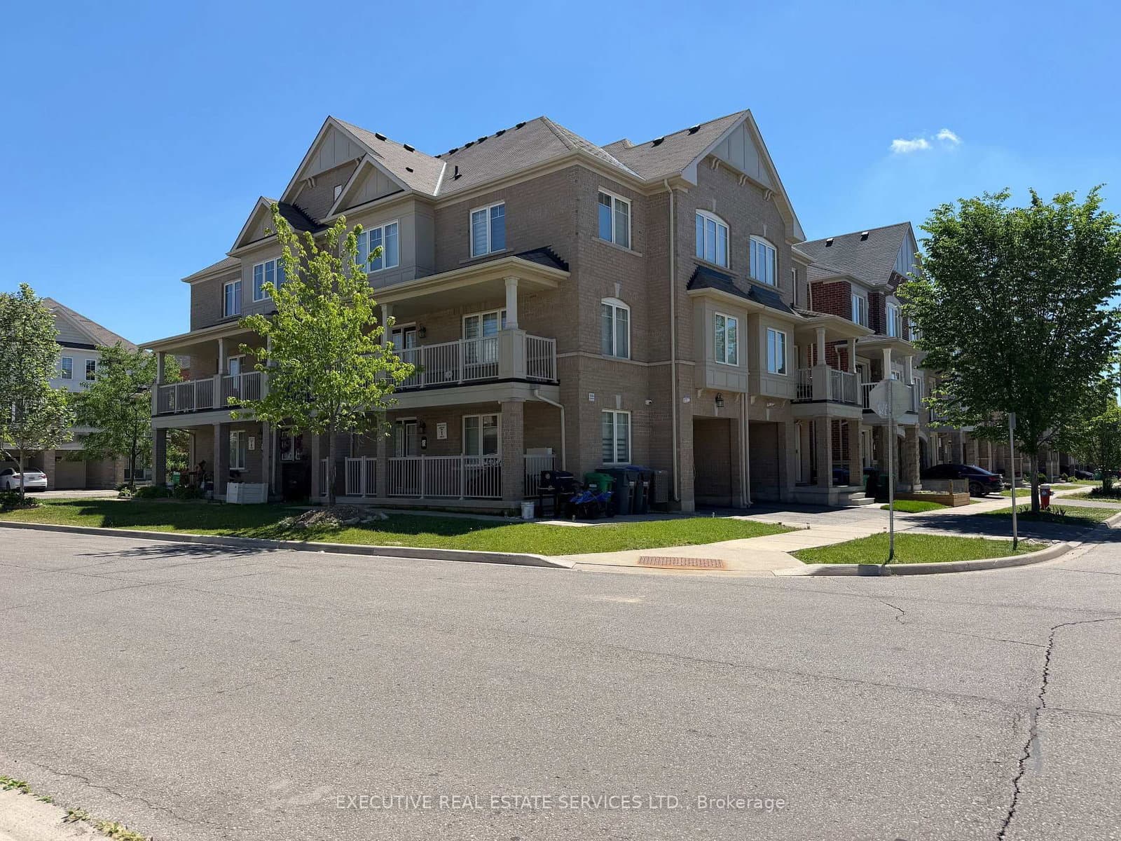 13 Golden Springs Drive - Image 1