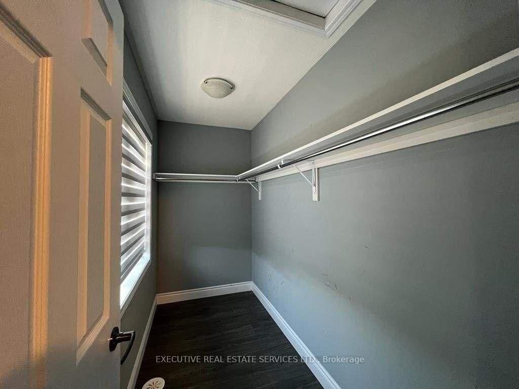 13 Golden Springs Drive thumbnail 10