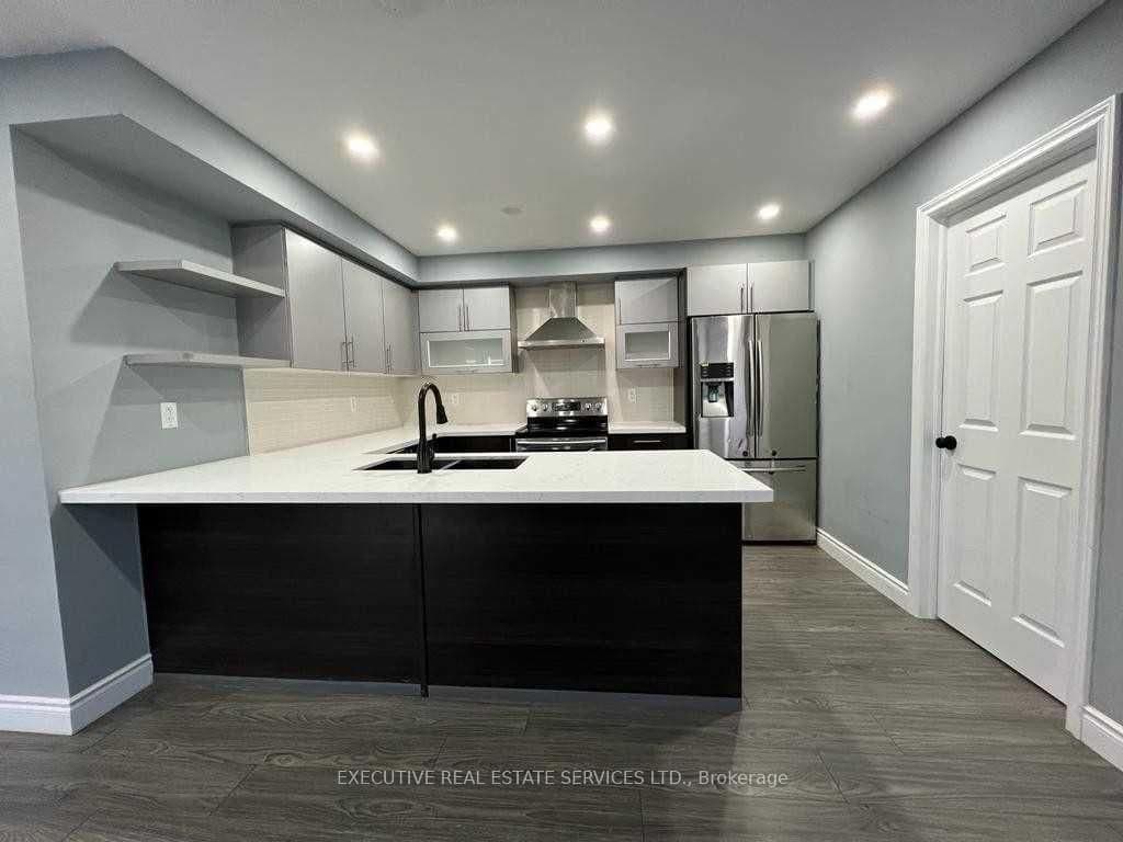13 Golden Springs Drive thumbnail 5