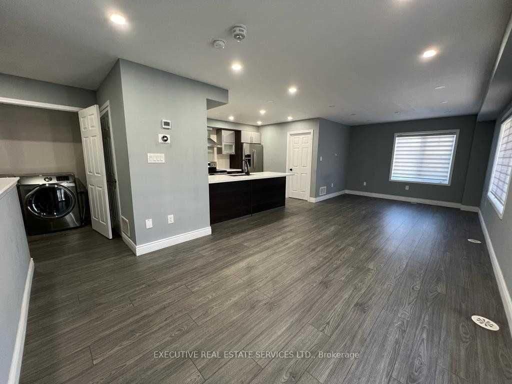 13 Golden Springs Drive thumbnail 6