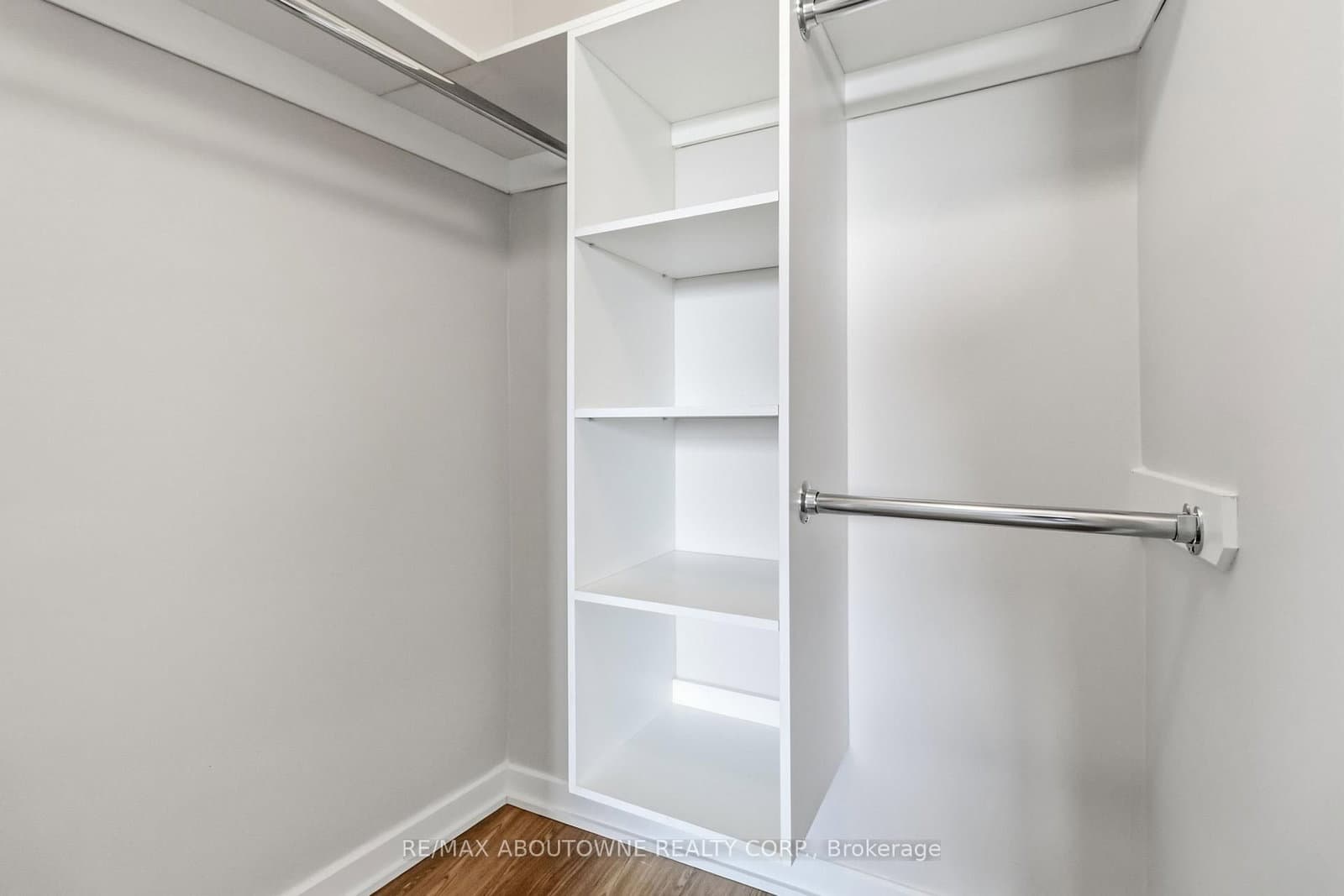 125 Forsythe Street, Unit 1201 thumbnail 16