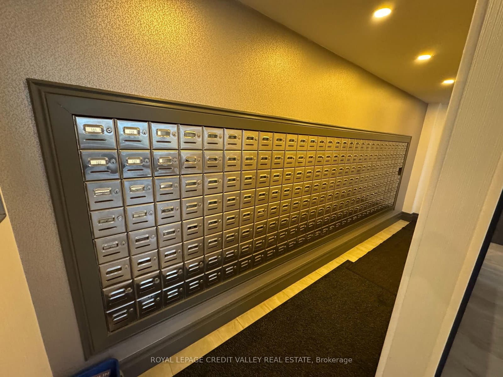 1270 MAPLE CROSSING Boulevard, Unit 704 thumbnail 6