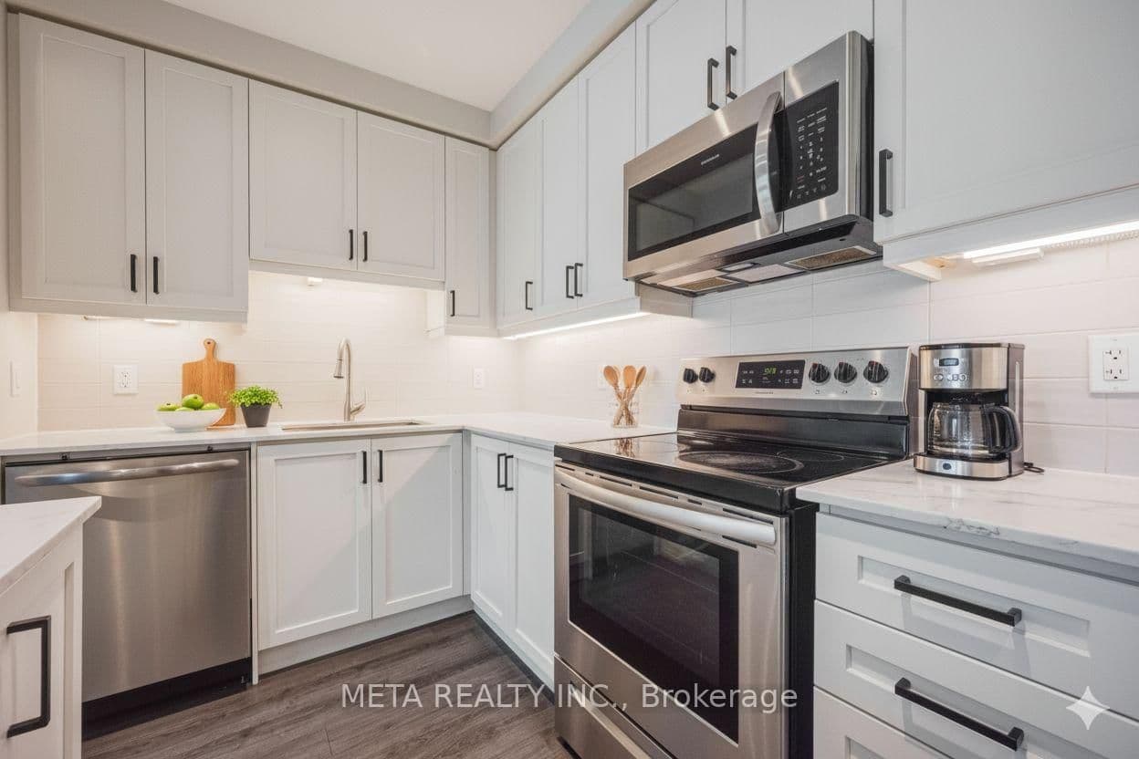 15 Lynch Street, Unit 1605 thumbnail 13