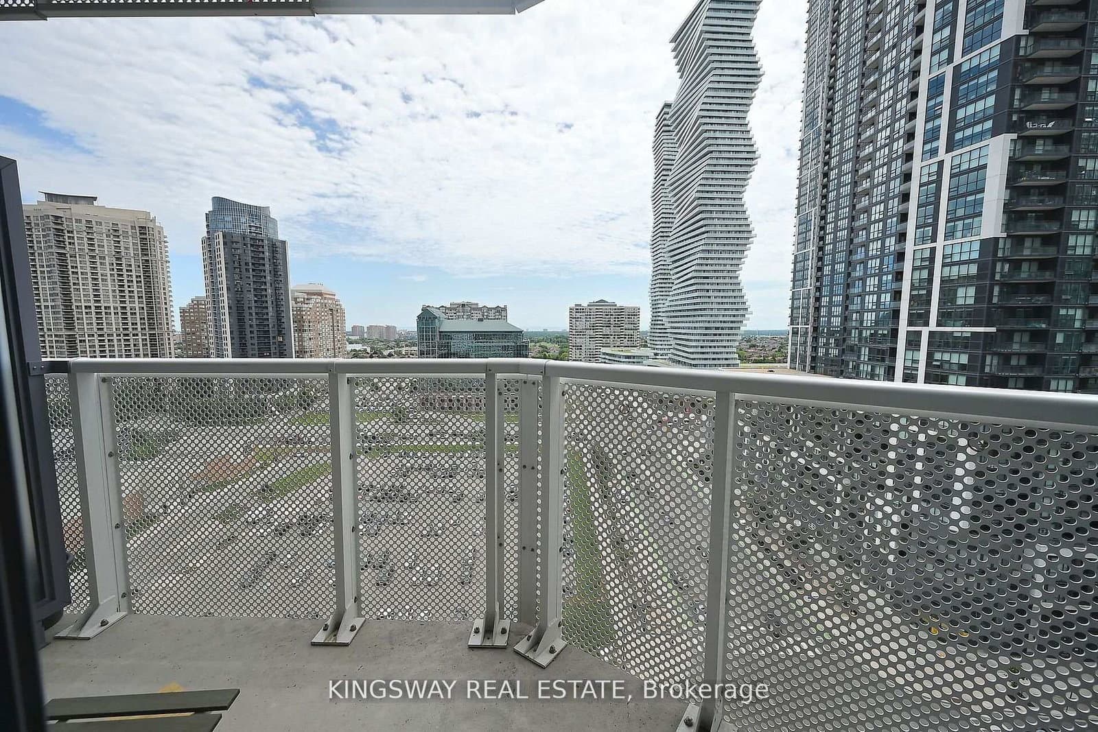 4065 Confederation Parkway, Unit 1410 thumbnail 14