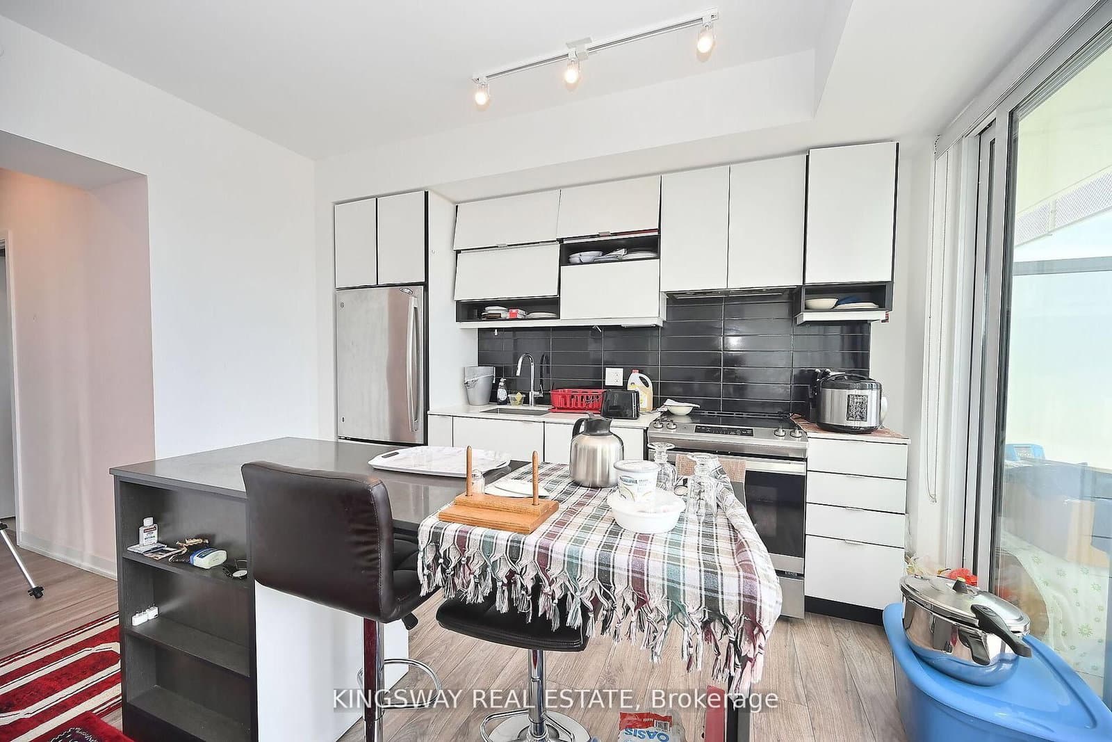 4065 Confederation Parkway, Unit 1410 thumbnail 22