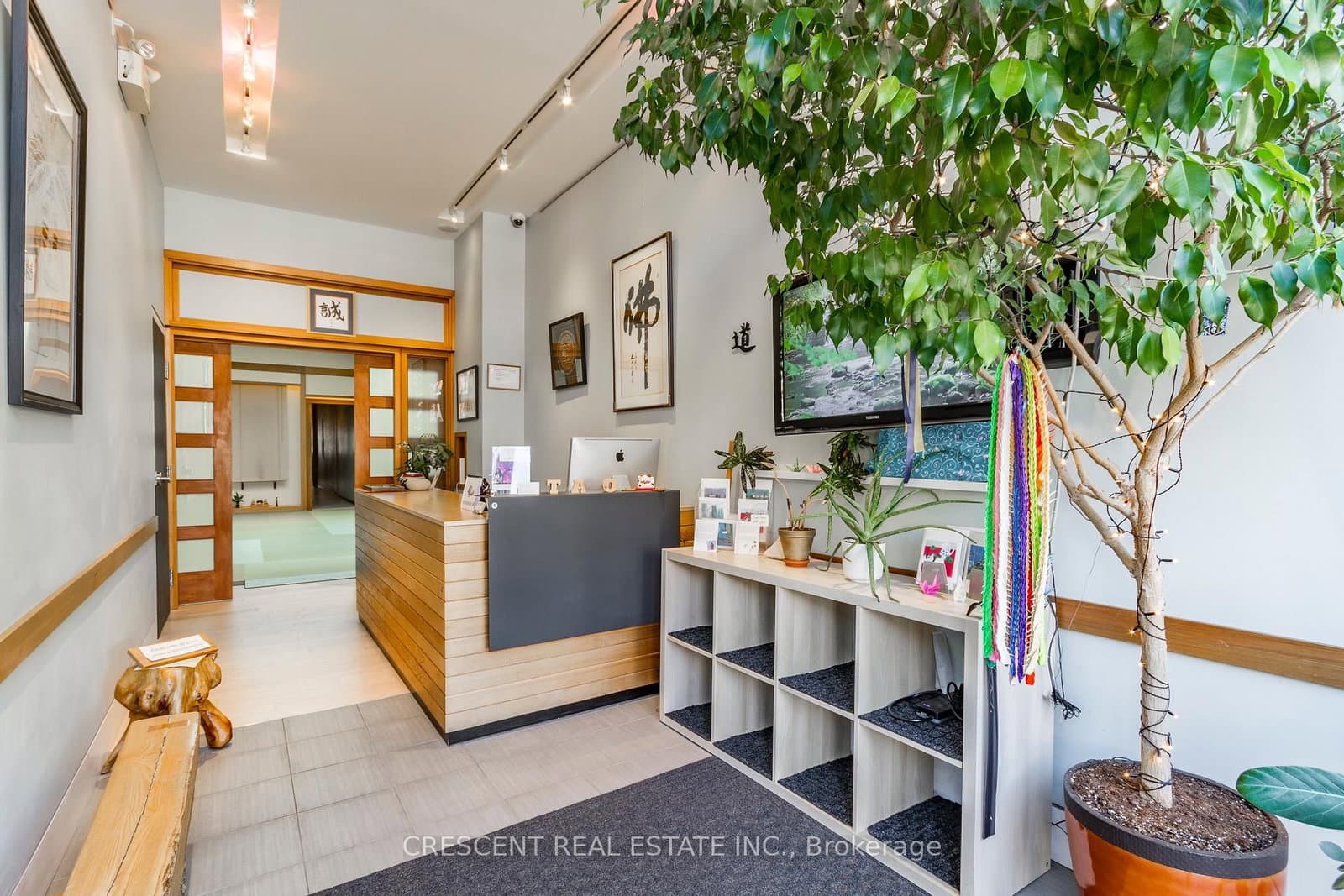 375 Jane Street thumbnail 3